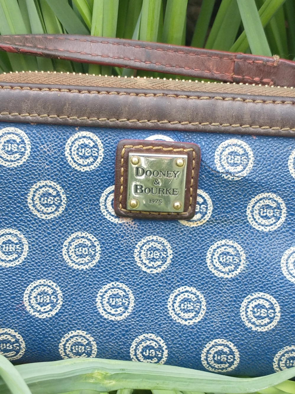 Dooney & Bourke Blue Signature Wristlet with Brown Trim - Picture 2 of 4
